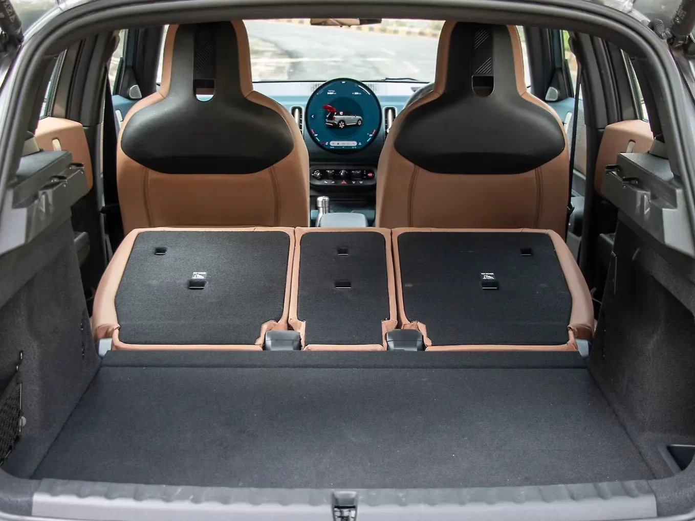 MINI Countryman MINI Countryman Electric thumbnail 4