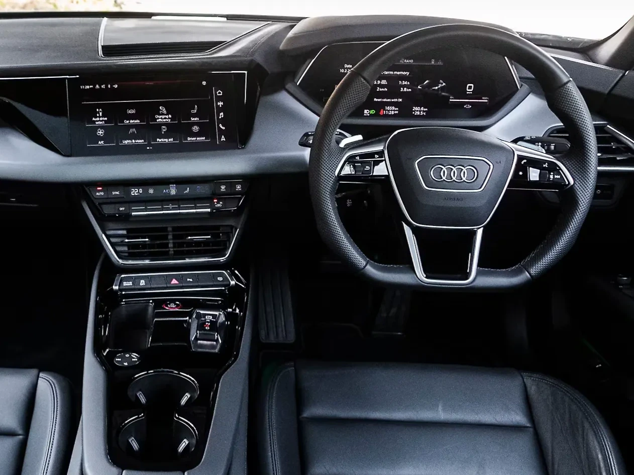 Audi E-Tron Gt thumbnail 2