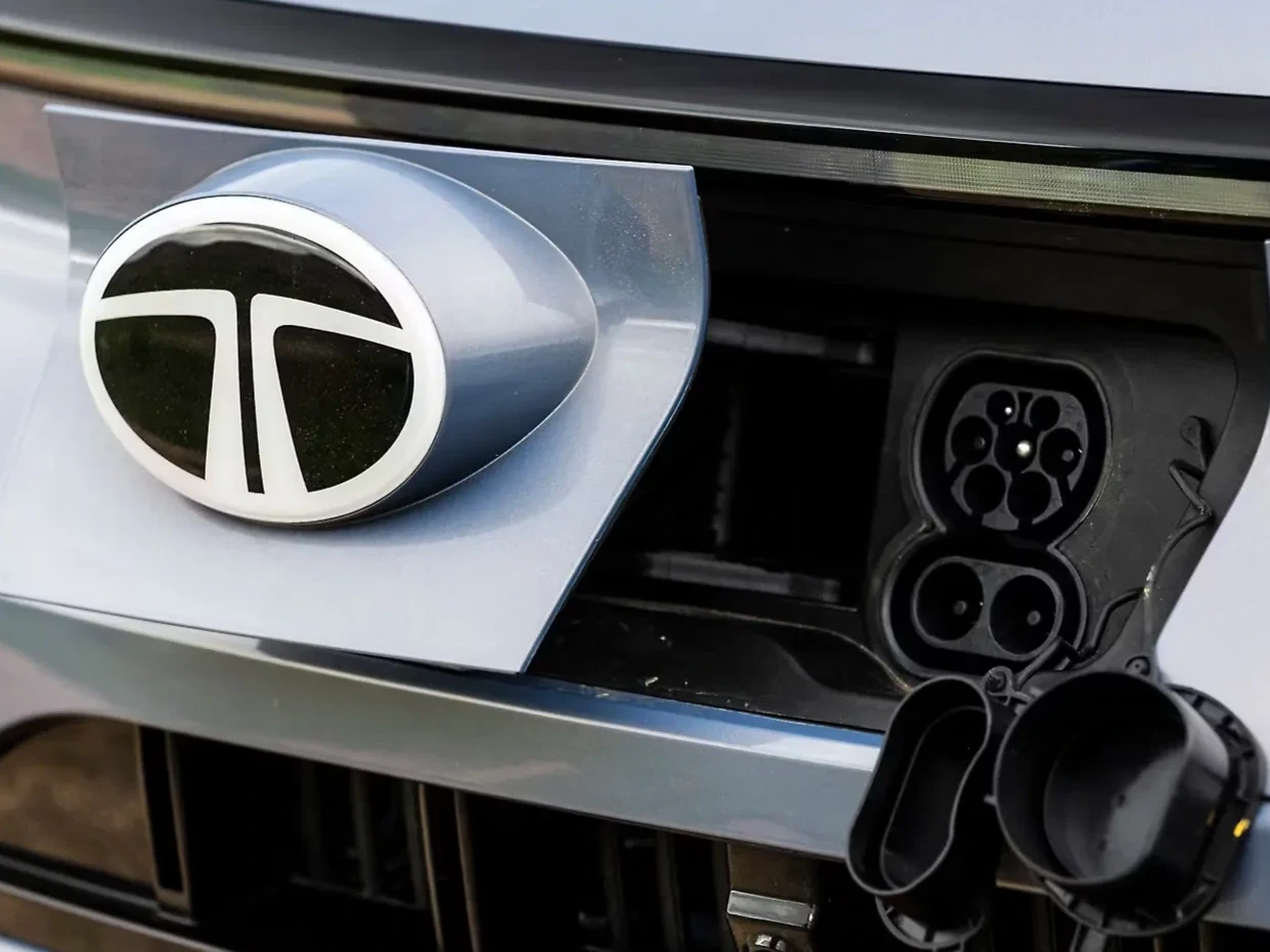 Tata Curvv EV thumbnail 3