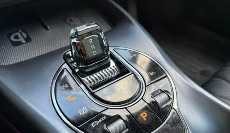BYD Seal thumbnail 9
