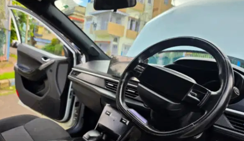 Tata Nexon EV thumbnail 5