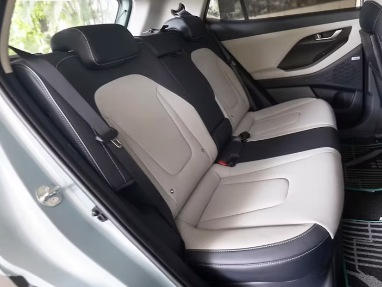 Hyundai Creta Electric thumbnail 4
