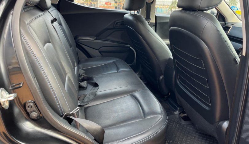 Mahindra XUV400 EV thumbnail 10