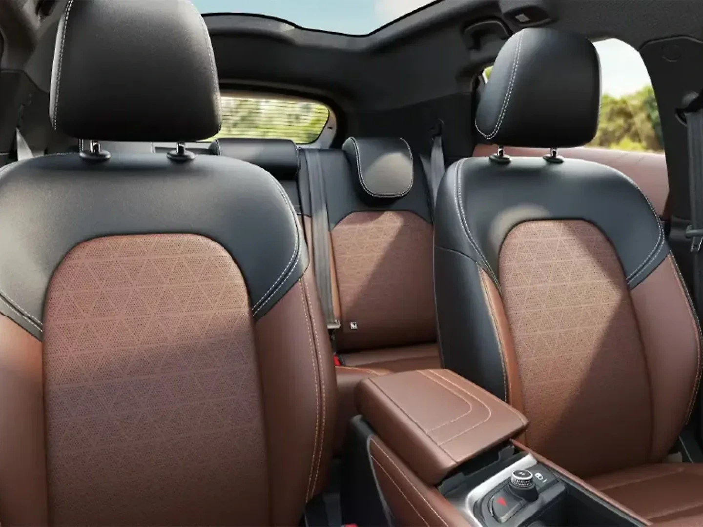 Vinfast Vf 7 thumbnail 3