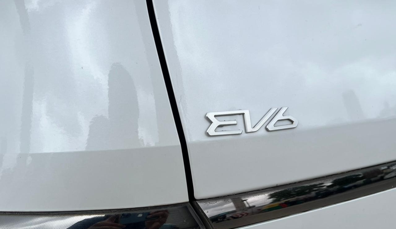 KIA EV 6 thumbnail 16