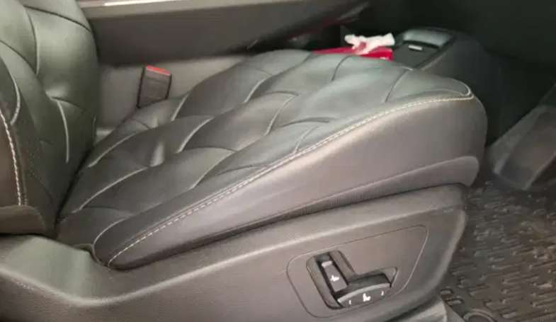 MG Windsor EV thumbnail 8