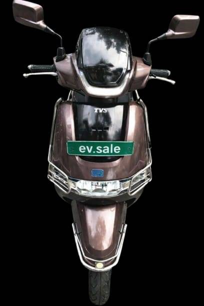 Tvs Iqube thumbnail 2