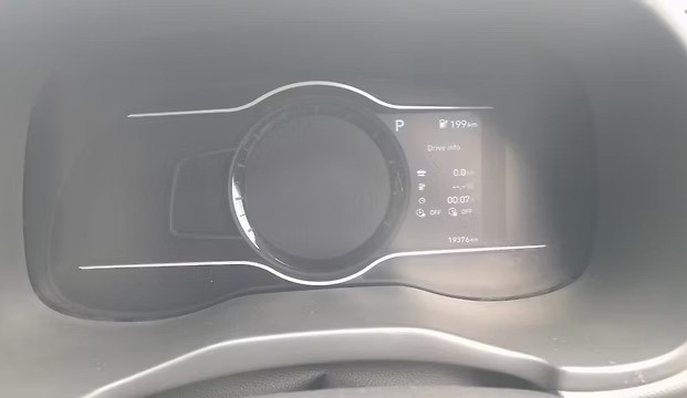 Hyundai Kona Electric thumbnail 5