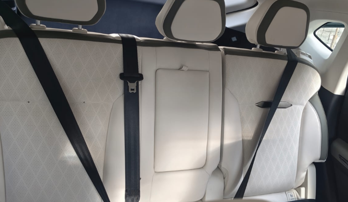 Mahindra Xev 9E thumbnail 3