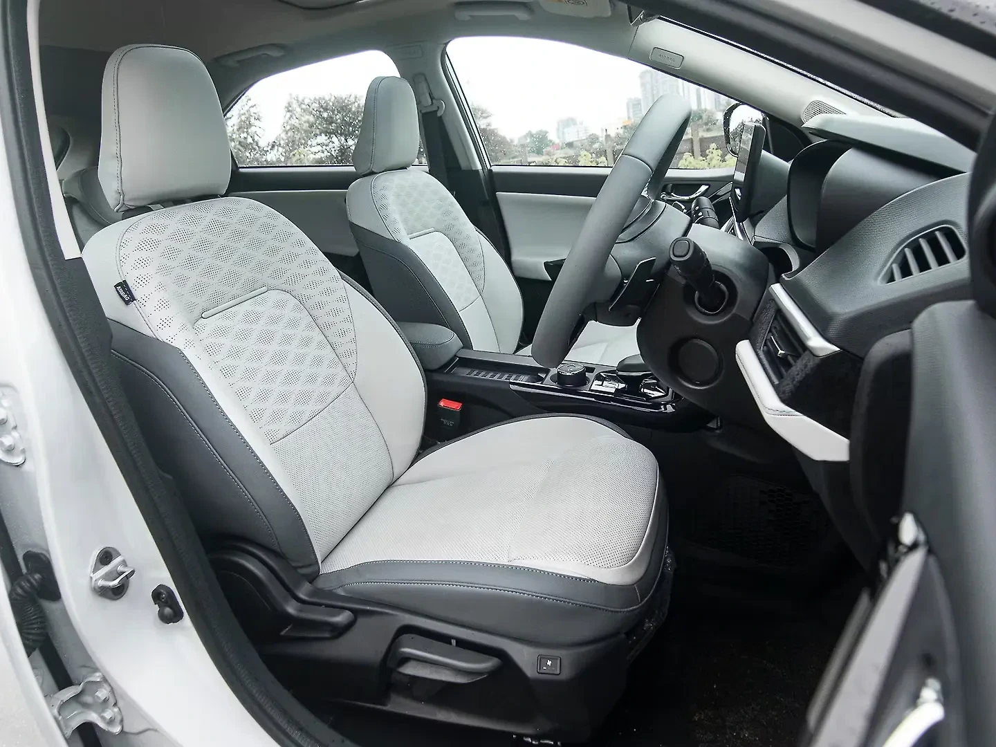 Tata Motors Nexon EV thumbnail 2