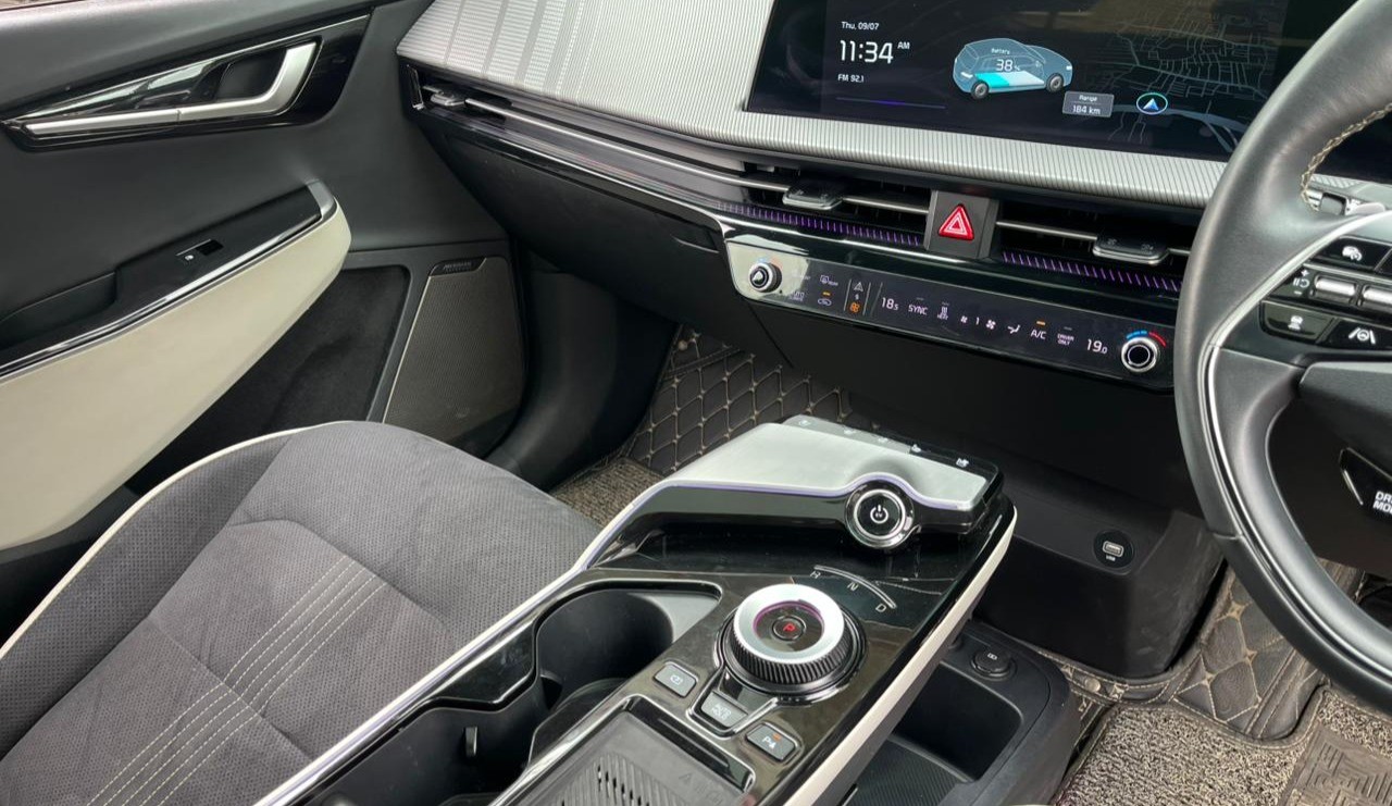 KIA EV 6 thumbnail 6