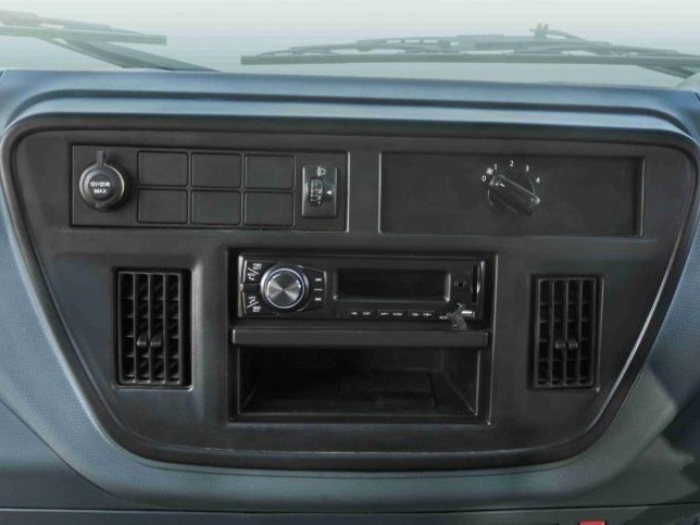 Eicher Pro 2055 EV thumbnail 3