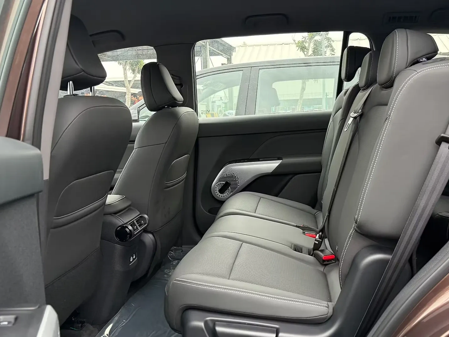 Vinfast Vf MPV 7 thumbnail 4