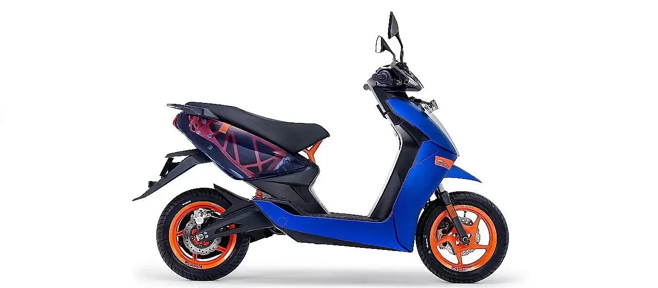 Ather 450 Apex in Edium Blue