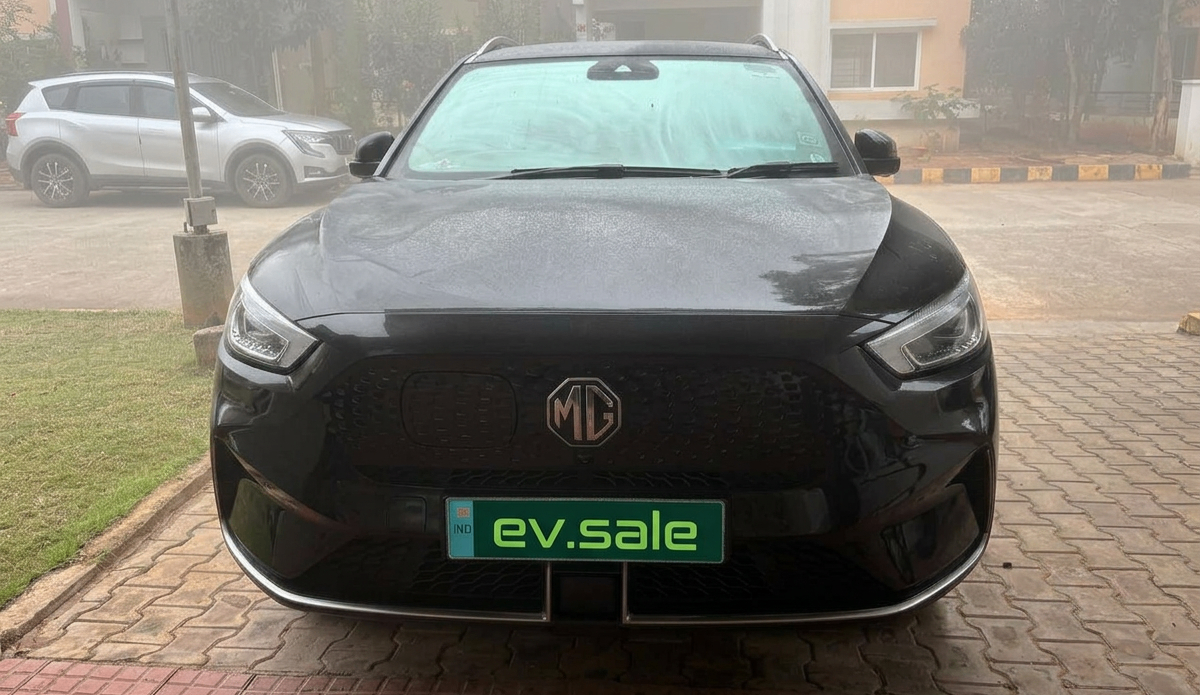 MG Zs EV Zs EV Essence 50.3 kWh thumbnail 2