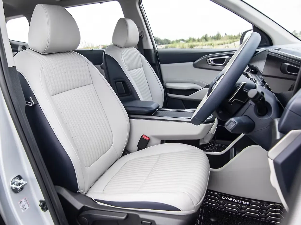 KIA Carens Clavis EV thumbnail 2