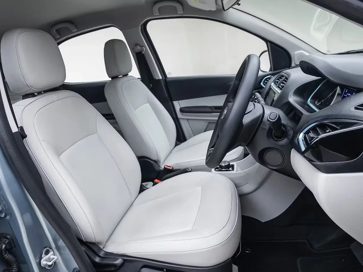 Tata Motors Tiago EV thumbnail 2