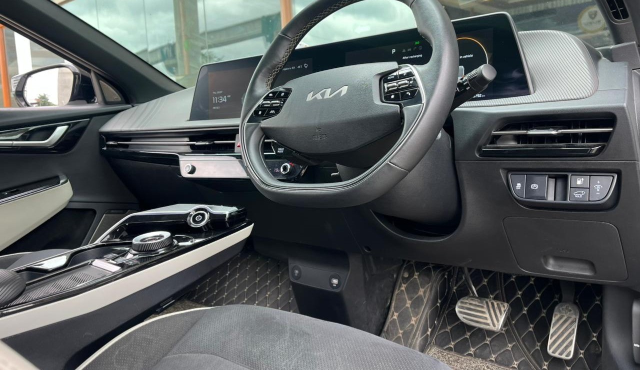 KIA EV 6 thumbnail 5