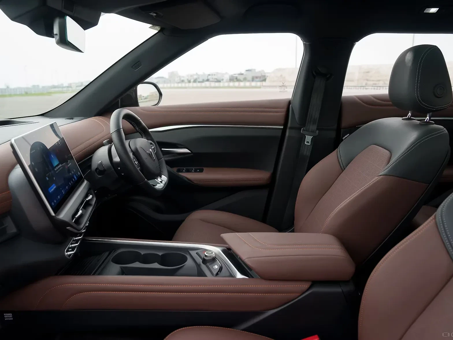 Vinfast VF 6 thumbnail 3