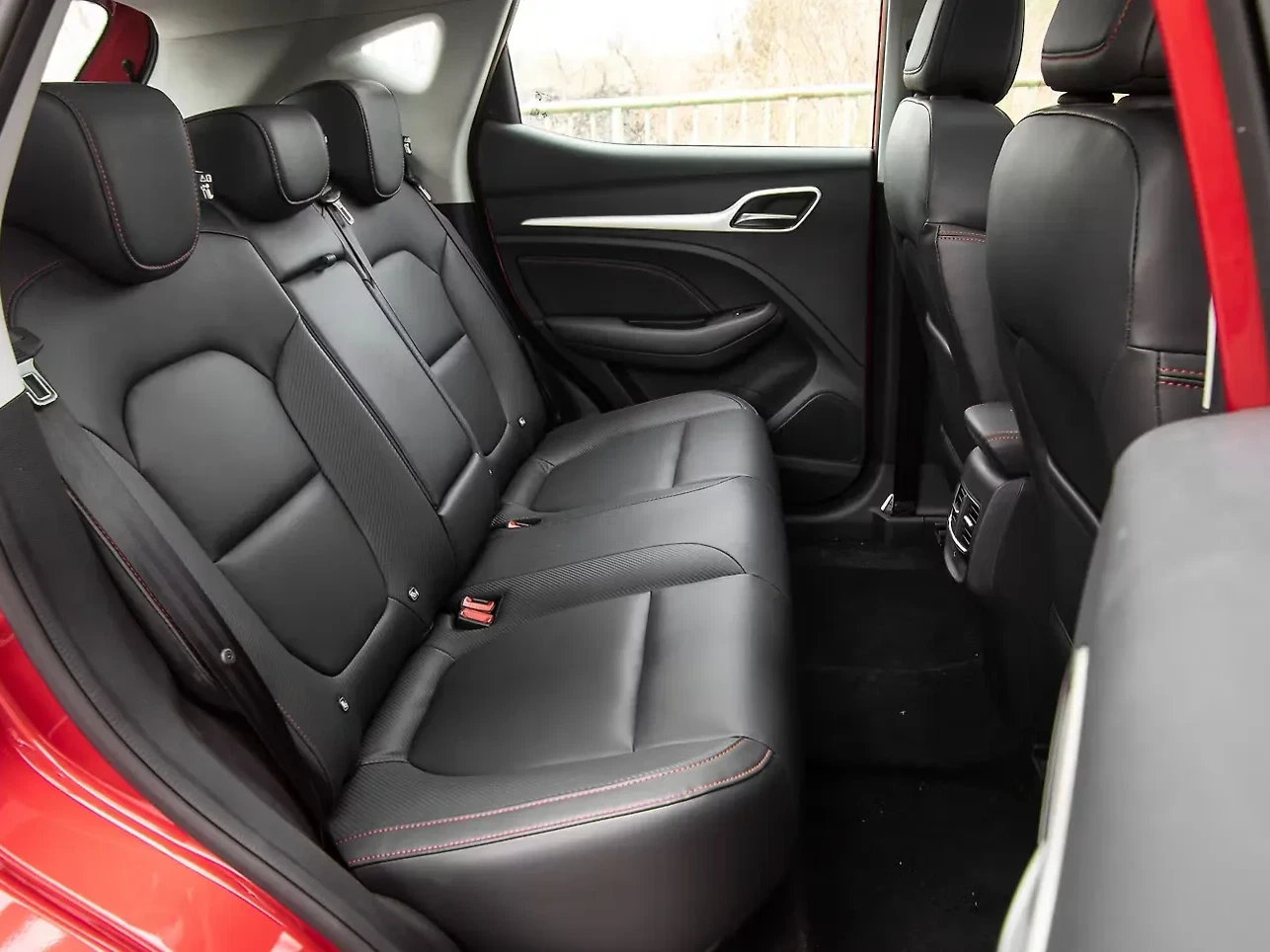 MG ZS EV thumbnail 2