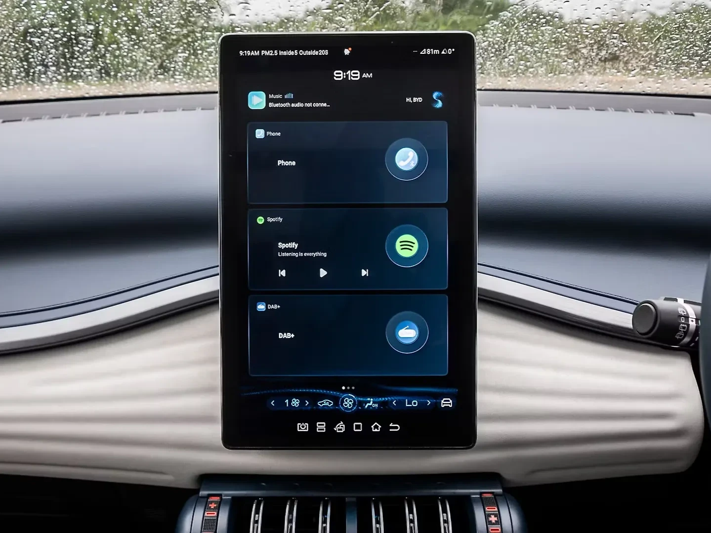 BYD Atto 3 thumbnail 2