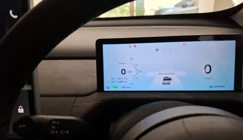 MG Windsor EV thumbnail 4