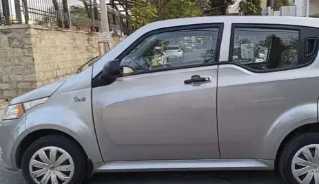 Mahindra E2O Plus (2018) thumbnail 3