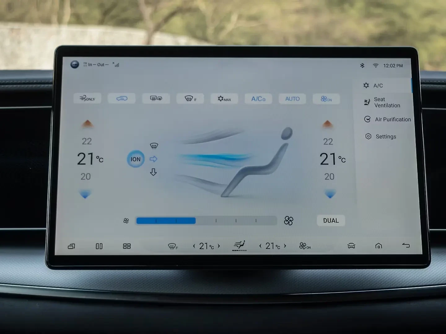 BYD Sealion 7 thumbnail 2