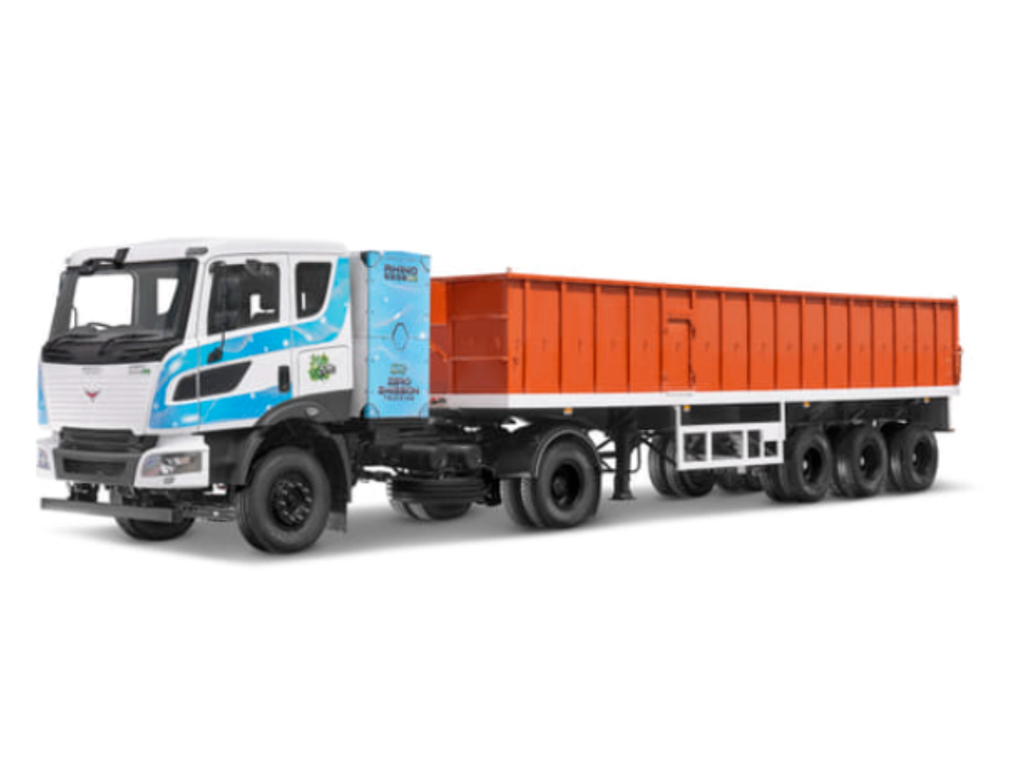 Montra Electric Rhino 5538 EV thumbnail 4