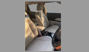 Mahindra XUV400 EV thumbnail 7