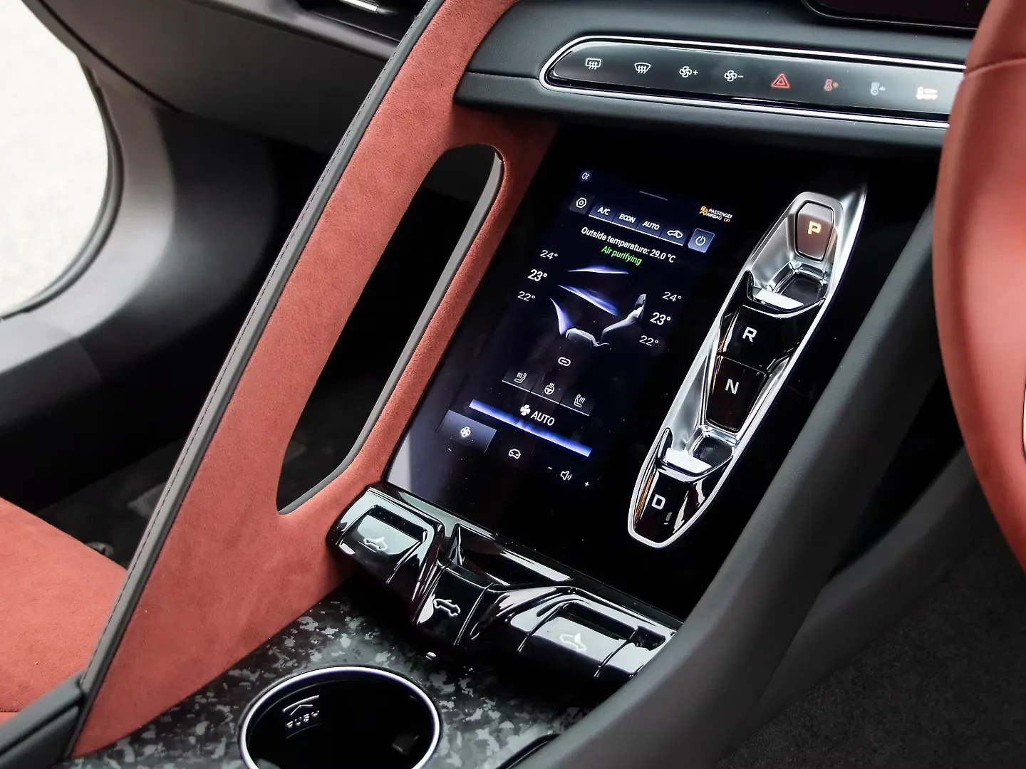 MG Cyberster thumbnail 4