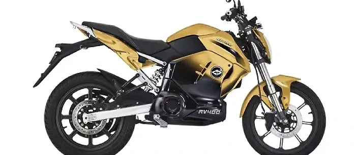 Revolt RV 400 in Lightning Yellow