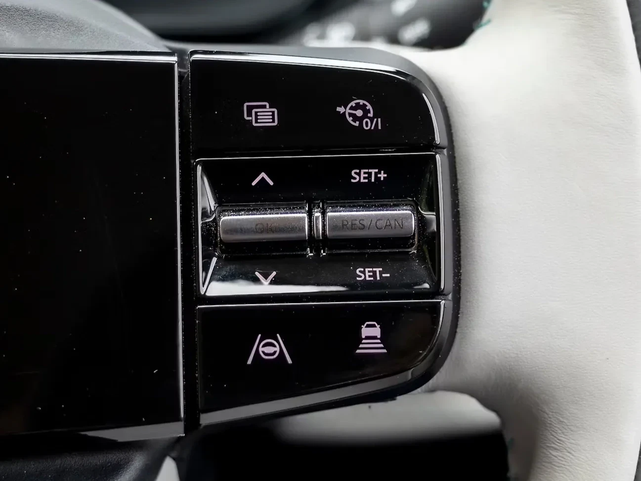 Tata Motors Harrier EV thumbnail 4