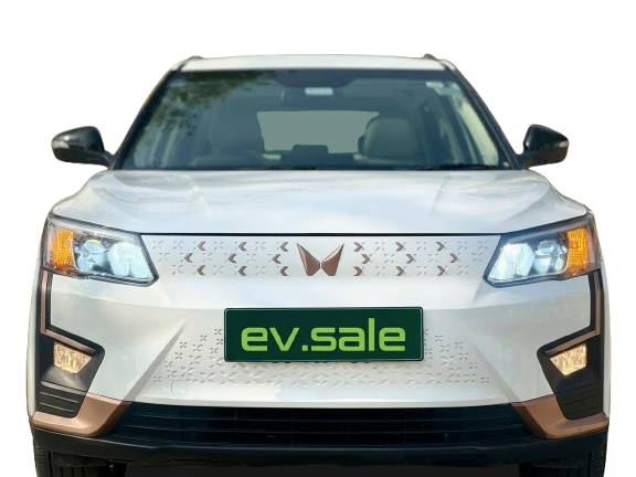 Mahindra XUV400 EV