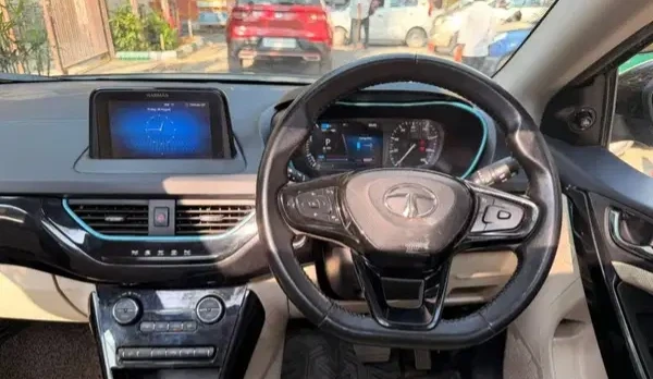 Tata Nexon EV (2022) thumbnail 6