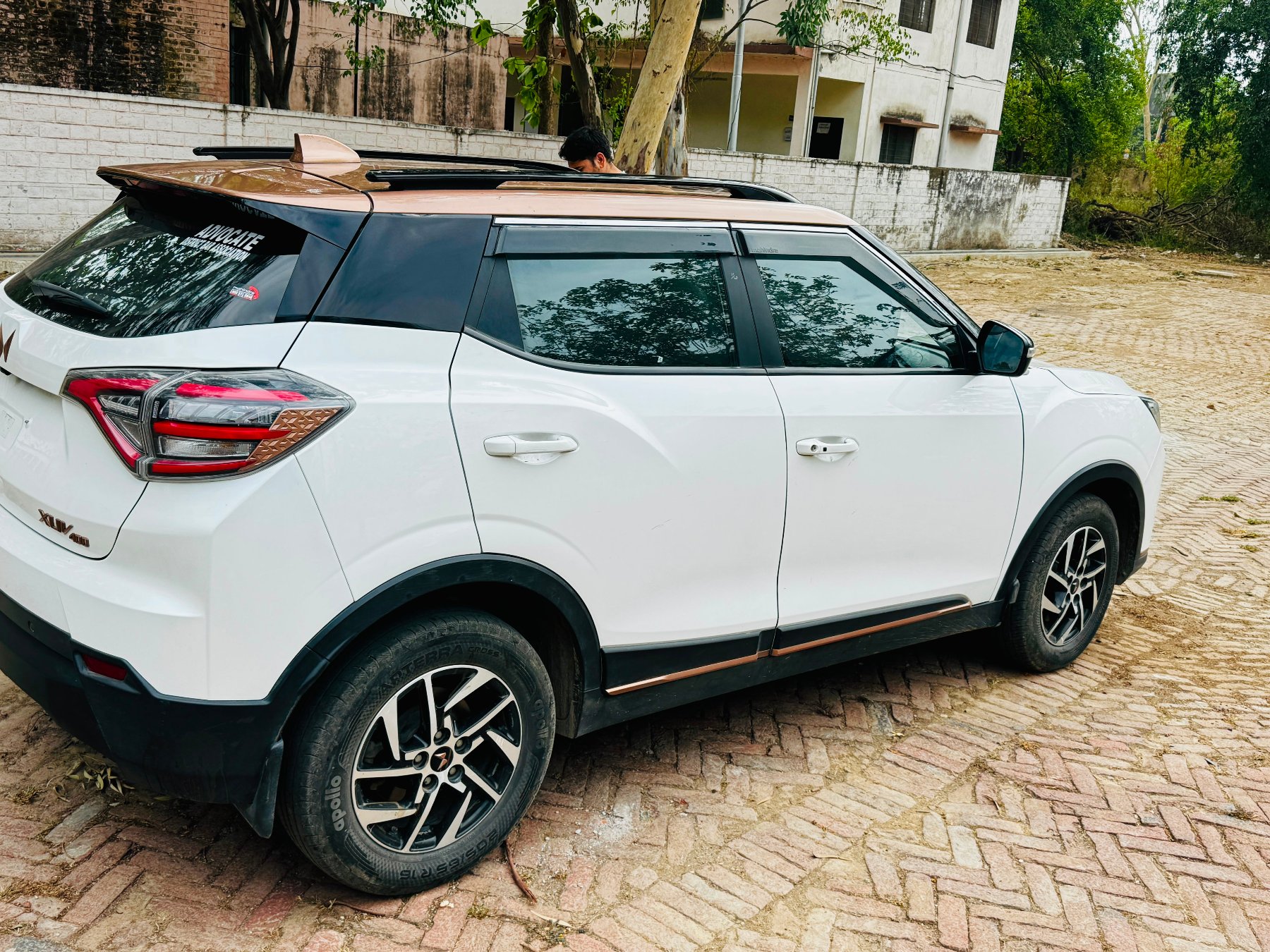 Mahindra XUV400 El Pro thumbnail 4