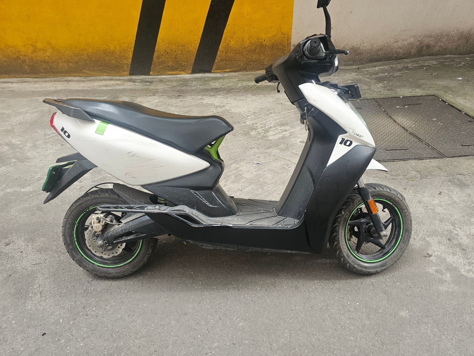 Ather 450X thumbnail 2