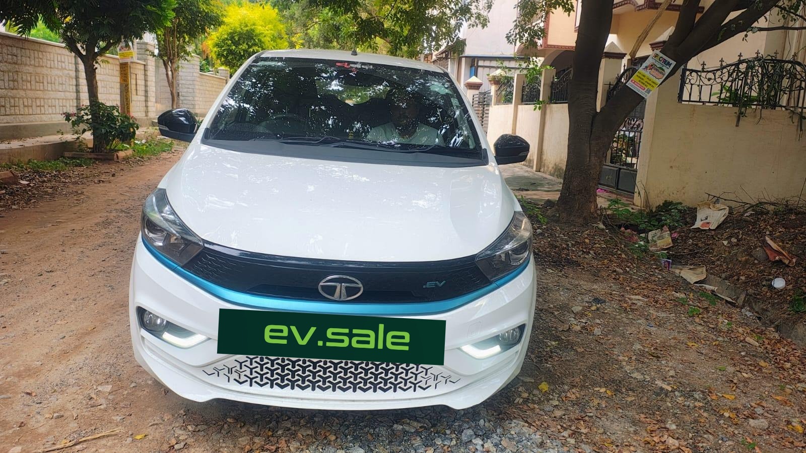 Tata tiago_ev