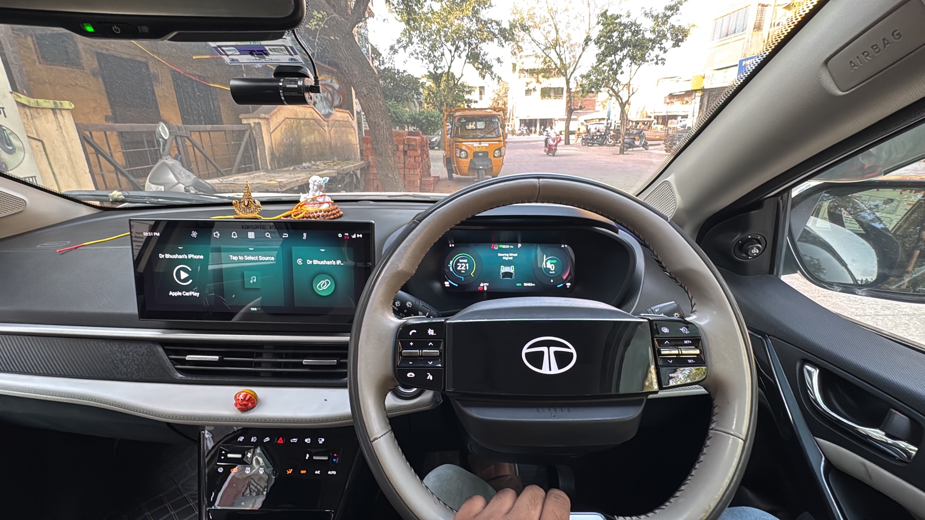 Tata Nexon EV Empowered Plus A thumbnail 5