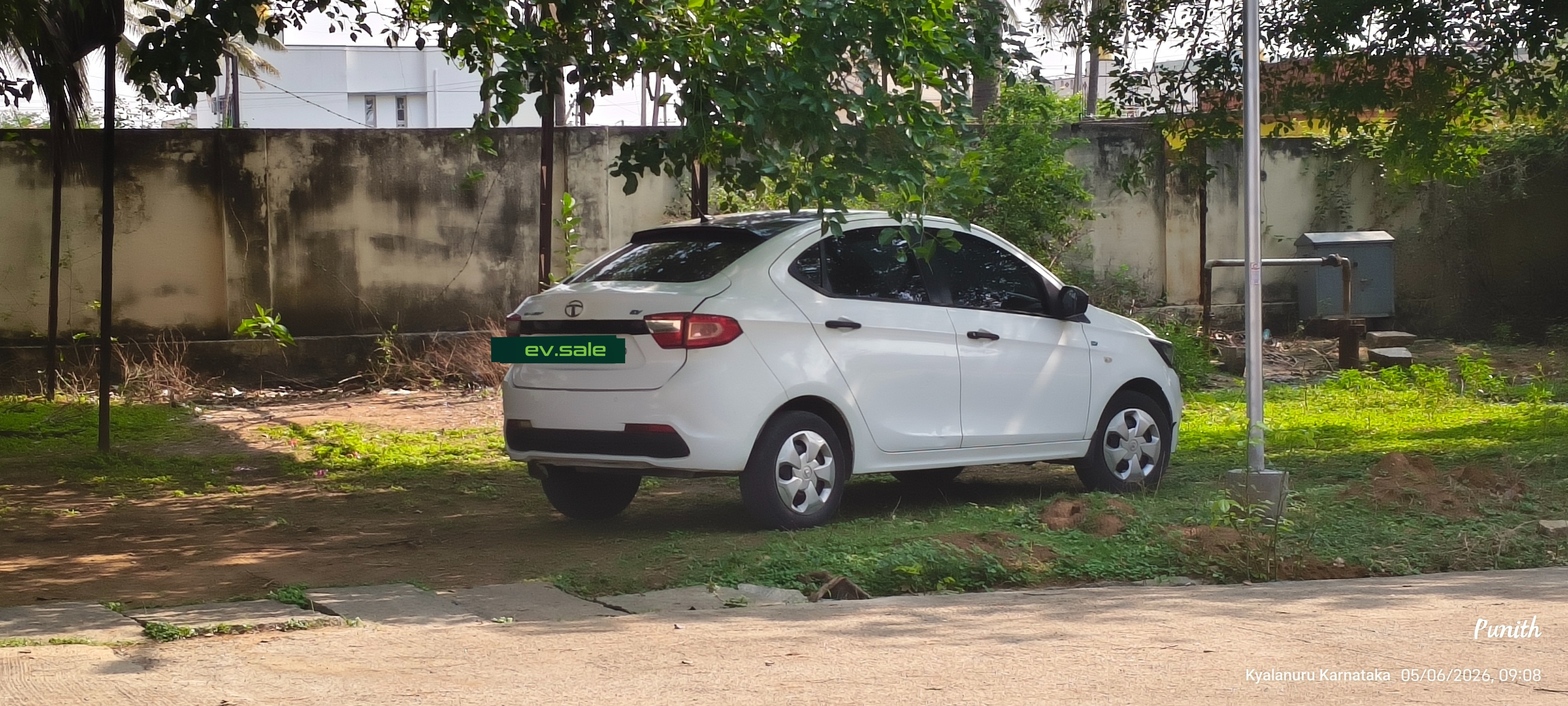 Tata Tigor EV Tigor EV Xe thumbnail 2
