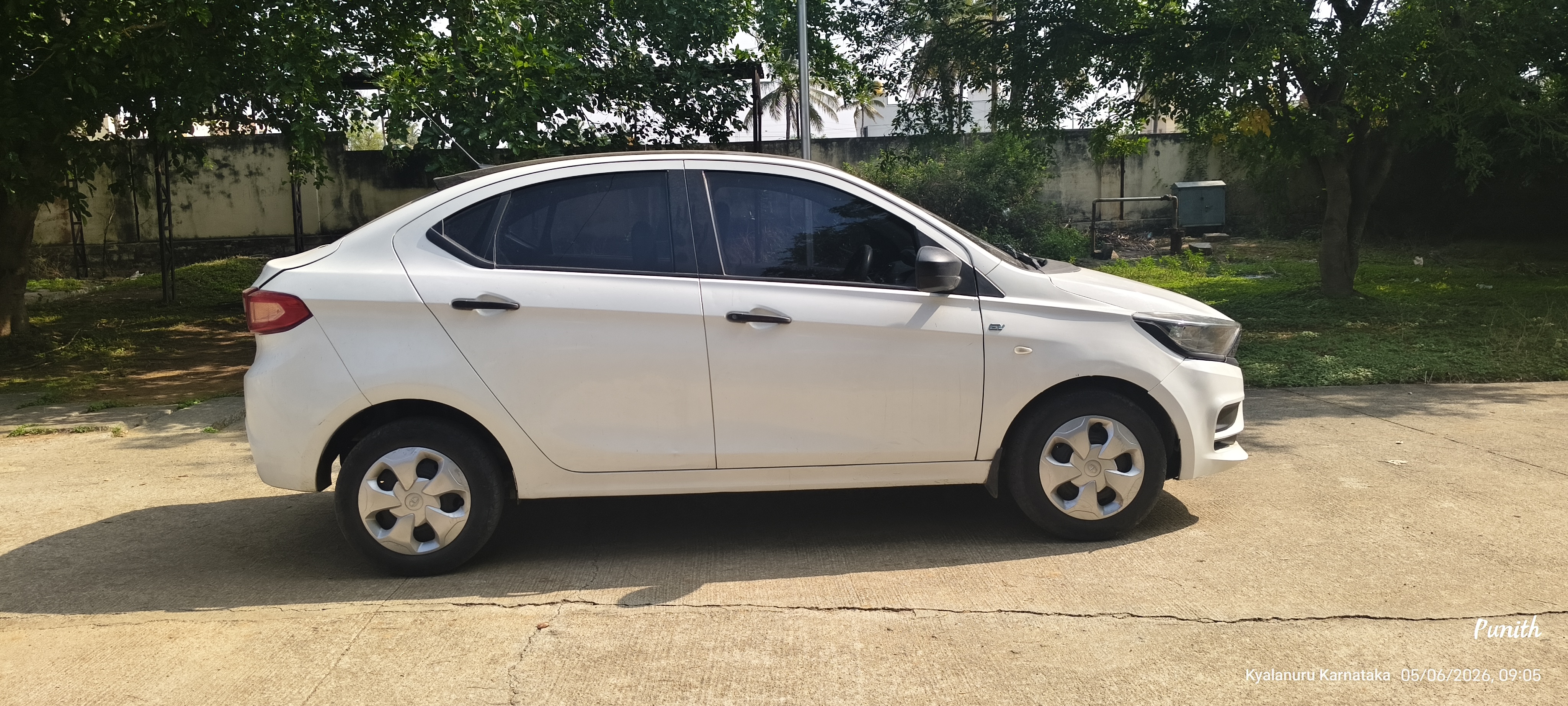 Tata Tigor EV Tigor EV Xe thumbnail 4