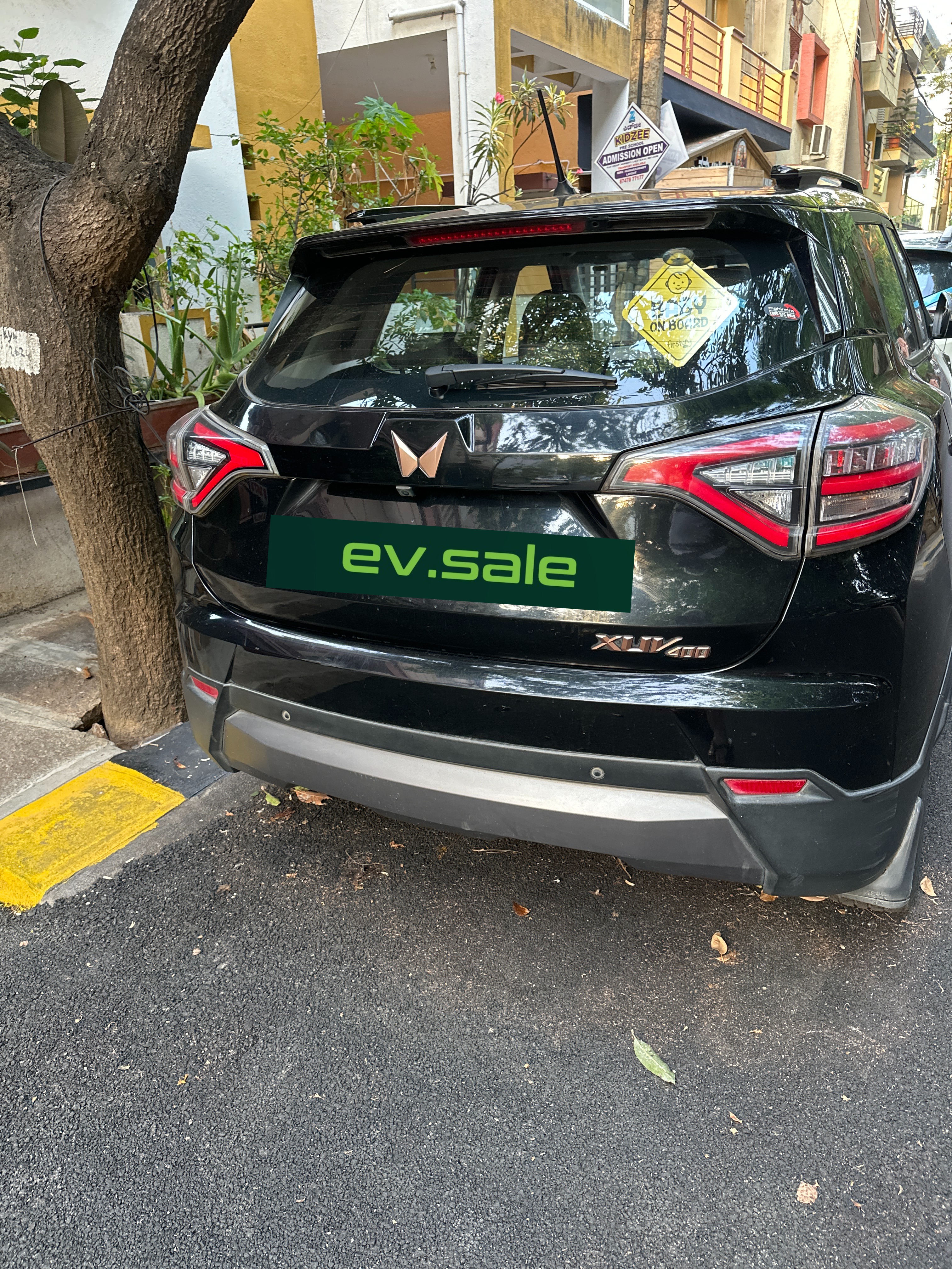 Mahindra XUV400 Ec Pro thumbnail 3
