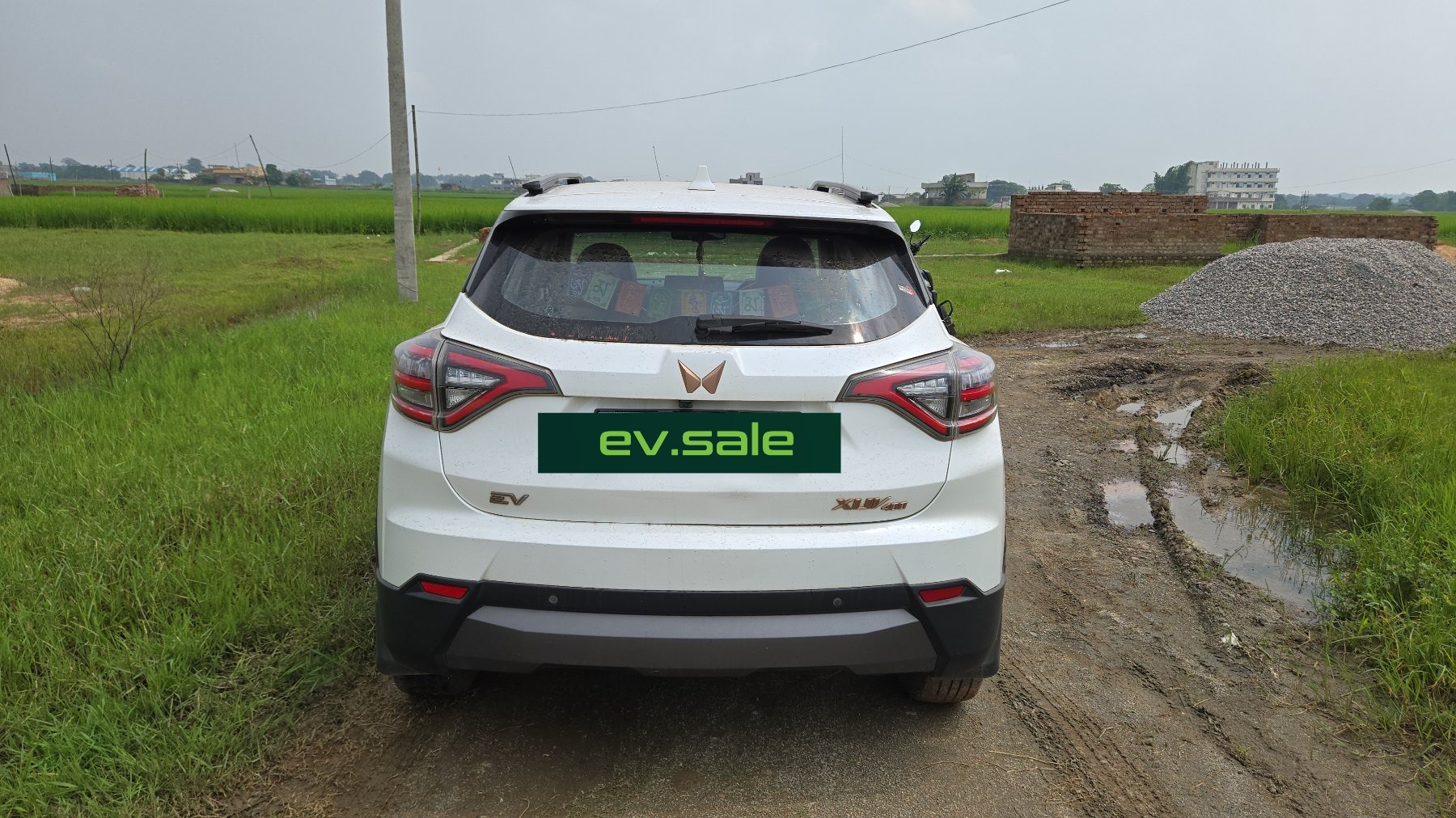 Mahindra XUV400 El Pro thumbnail 5