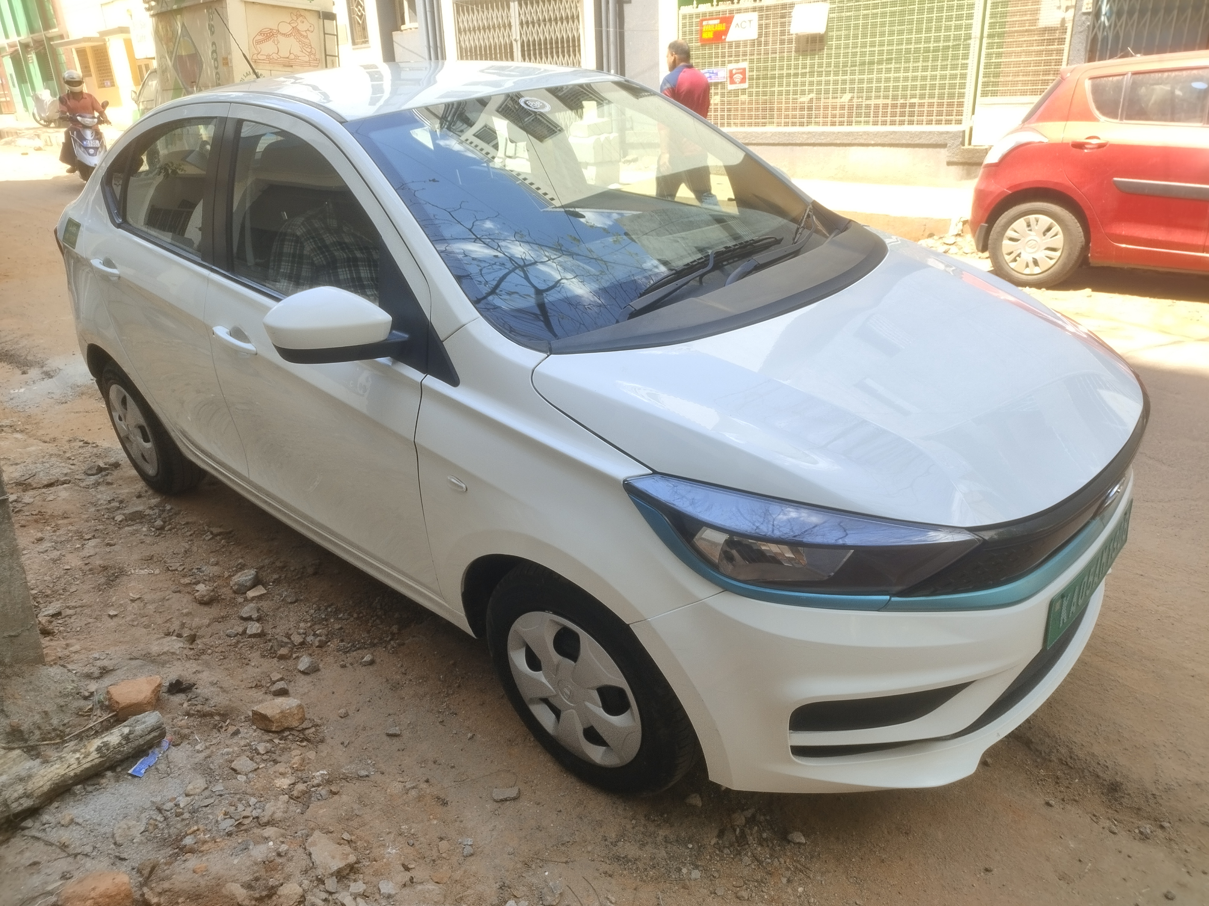 Tata Tigor EV Xe thumbnail 13