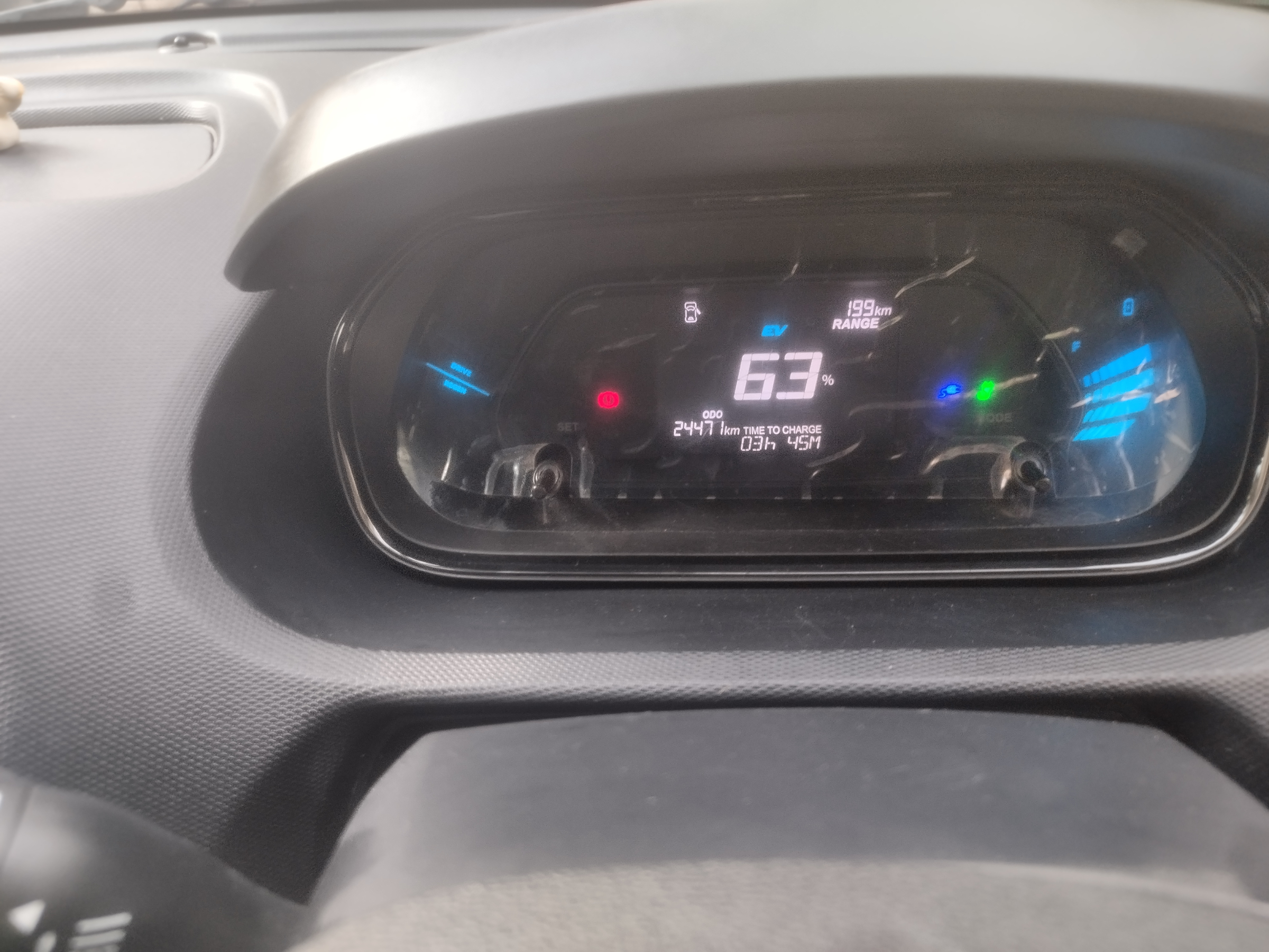 Tata Tigor EV Xe thumbnail 5