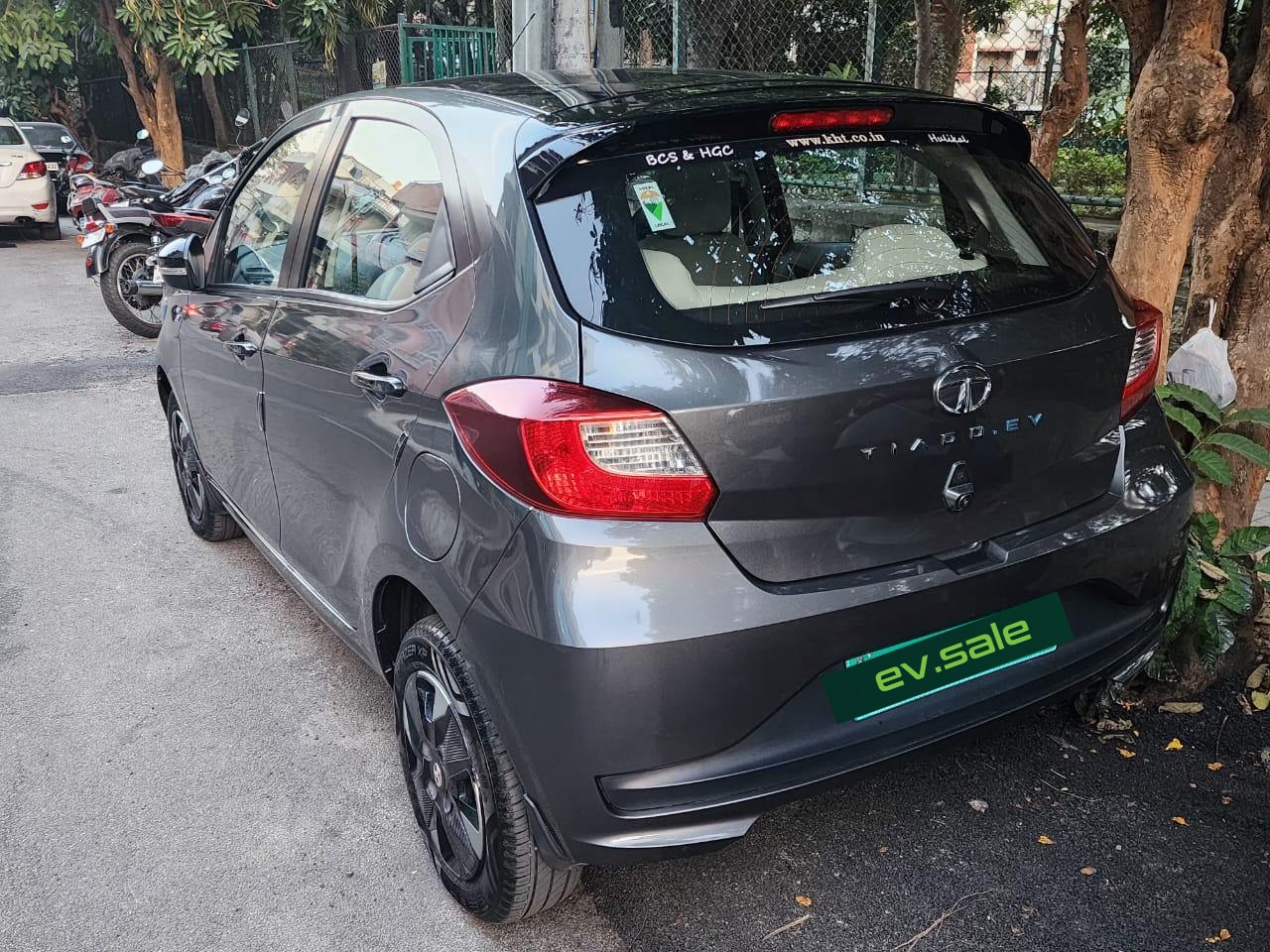 Tata Tiago EV Xz Plus Tech thumbnail 3