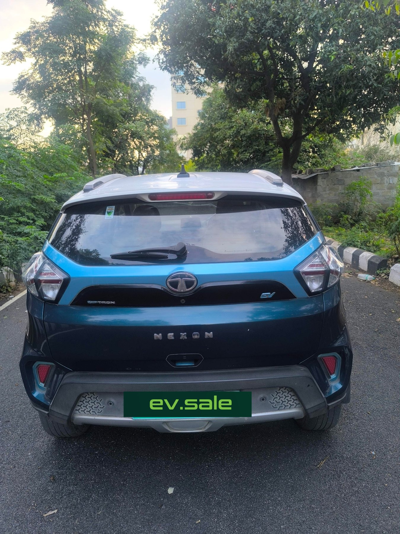 Tata Nexon EV Empowered Plus A thumbnail 5