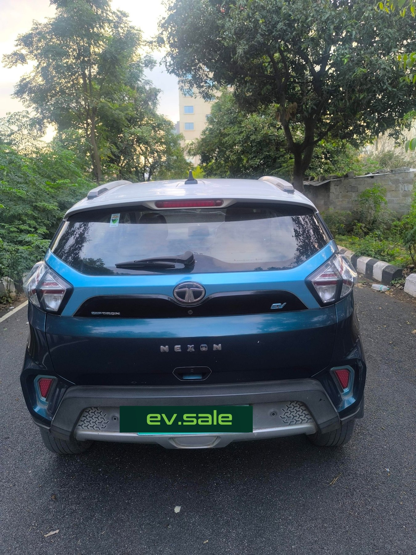 Tata Nexon EV Empowered Plus A thumbnail 6
