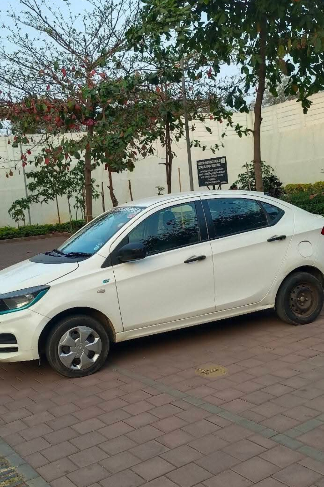 Tata Tigor EV Xt thumbnail 2
