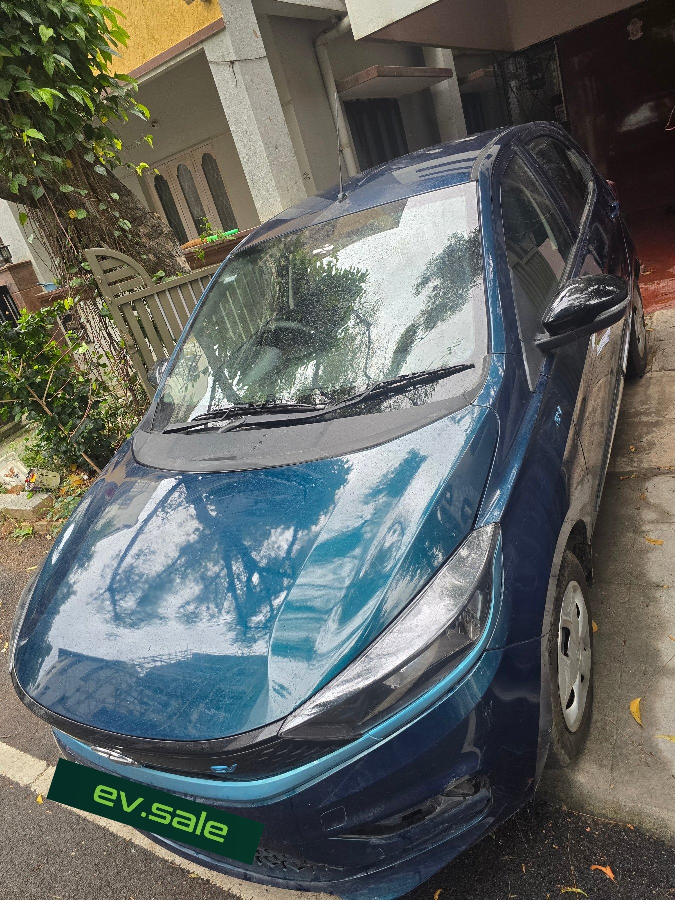 Tata Tiago EV Xt thumbnail 2